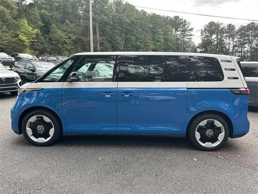 2025 Volkswagen ID. Buzz Pro S Plus