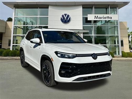 2026 Volkswagen Tiguan 2.0T SEL R-Line