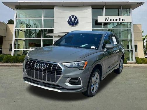 Nano Gray Metallic 2021 Audi Q3 40 Premium