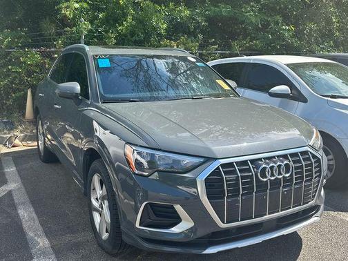 Nano Gray Metallic 2021 Audi Q3 40 Premium