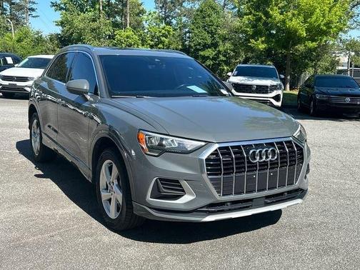 Nano Gray Metallic 2021 Audi Q3 40 Premium
