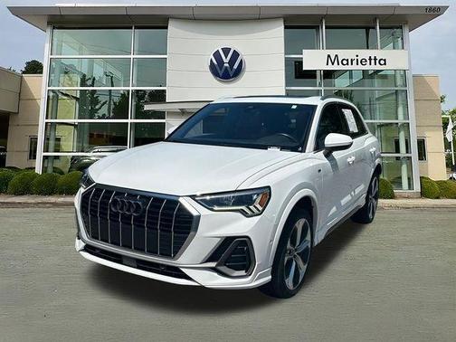 Ibis White 2021 Audi Q3 45 S line Premium