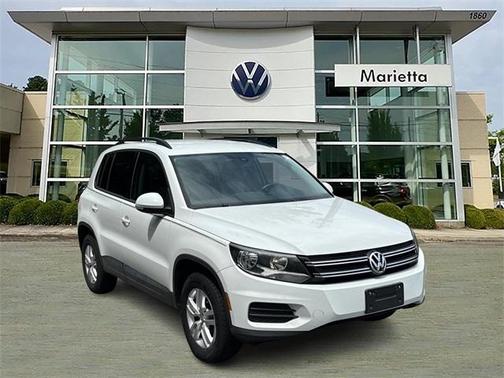 2016 Volkswagen Tiguan S