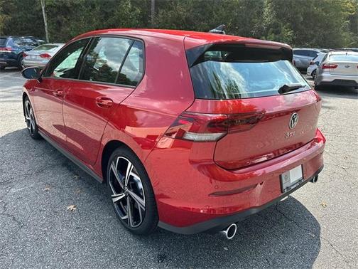 2025 Volkswagen Golf GTI 2.0T SE