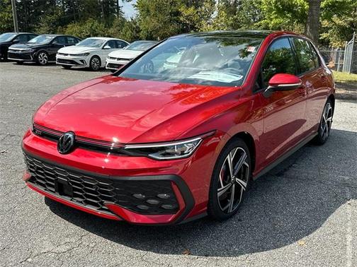 2025 Volkswagen Golf GTI 2.0T SE