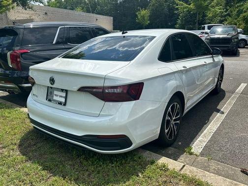 Pure White 2024 Volkswagen Jetta 1.5T Sport