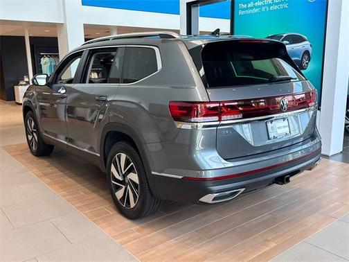 2025 Volkswagen Atlas 2.0T SEL