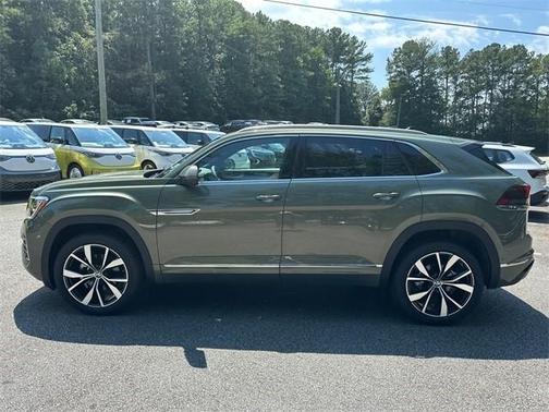 2025 Volkswagen Atlas Cross Sport 2.0T SEL Premium R-Line