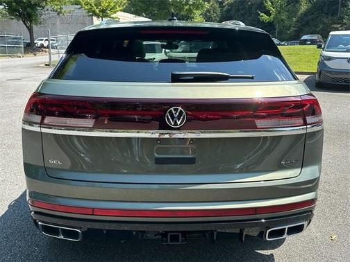 2025 Volkswagen Atlas Cross Sport 2.0T SEL Premium R-Line