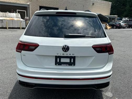 2022 Volkswagen Tiguan 2.0T SE R-Line Black