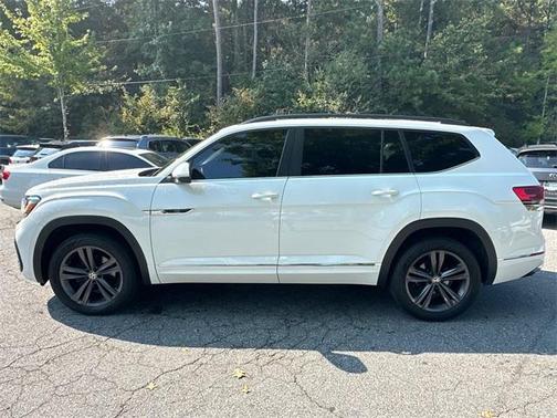 2021 Volkswagen Atlas 3.6 V6 SE w/ Technology R-Line