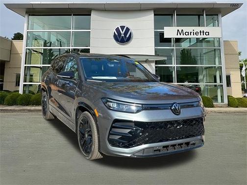 2026 Volkswagen Tiguan 2.0T SE R-Line Black