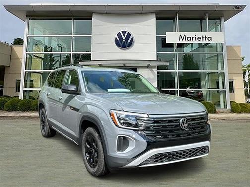 2025 Volkswagen Atlas 2.0T Peak Edition
