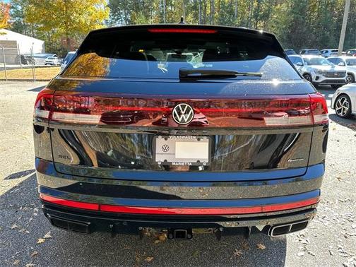 2026 Volkswagen Atlas Cross Sport 2.0T SEL R-Line Black