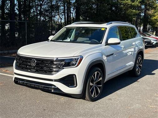 2026 Volkswagen Atlas 2.0T SEL Premium R-Line