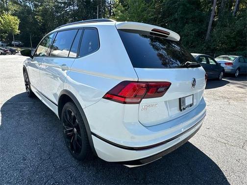 2020 Volkswagen Tiguan 2.0T SE R-Line Black