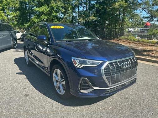 Navarra Blue Metallic 2021 Audi Q3 45 S line Premium