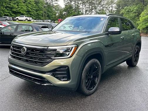 2025 Volkswagen Atlas Cross Sport 2.0T SEL R-Line Black