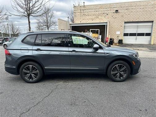 2024 Volkswagen Tiguan 2.0T Wolfsburg Edition