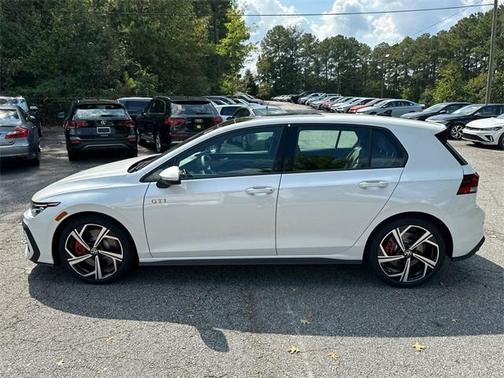2025 Volkswagen Golf GTI 2.0T SE