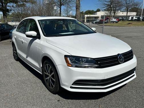 Pure White 2018 Volkswagen Jetta 1.4T SE