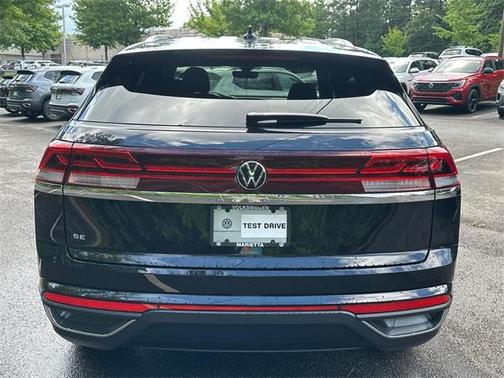 2025 Volkswagen Atlas Cross Sport 2.0T SE