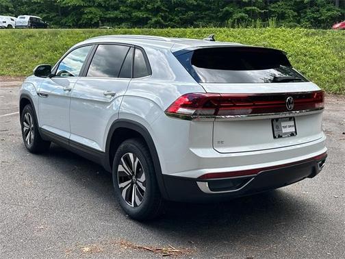 2025 Volkswagen Atlas Cross Sport 2.0T SE