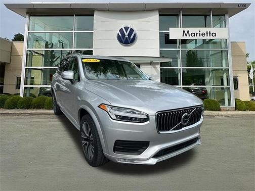 2020 Volvo XC90 T5 Momentum 7 Passenger