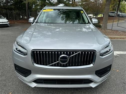 2020 Volvo XC90 T5 Momentum 7 Passenger