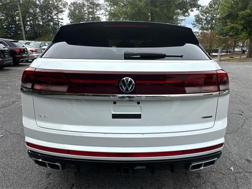 2025 Volkswagen Atlas Cross Sport 2.0T SEL Premium R-Line