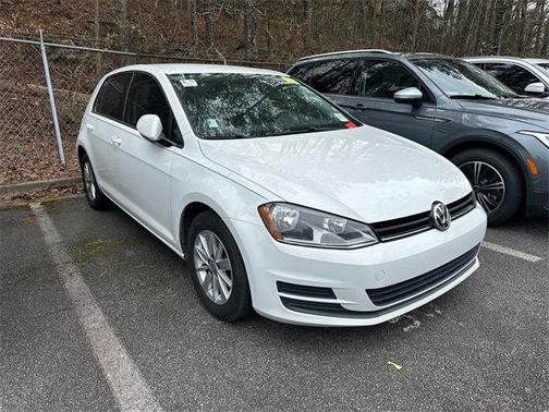 2017 Volkswagen Golf TSI S 4-Door