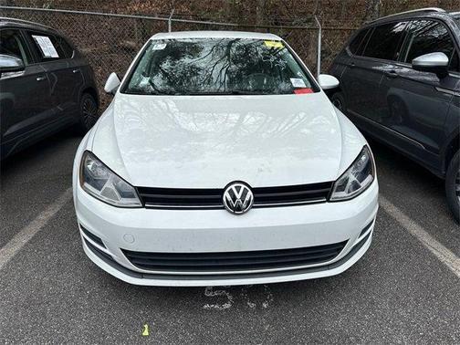 2017 Volkswagen Golf TSI S 4-Door