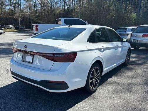 Pure White 2025 Volkswagen Jetta 1.5T Sport