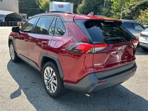 2020 Toyota RAV4 XLE Premium