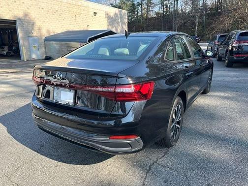Deep Black Pearl Effect 2026 Volkswagen Jetta 1.5T S