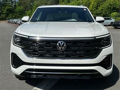 2025 Volkswagen Atlas Cross Sport 2.0T SEL Premium R-Line