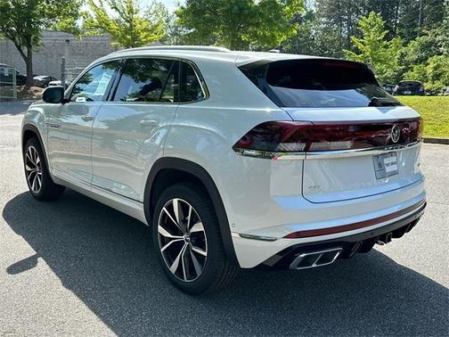 2025 Volkswagen Atlas Cross Sport 2.0T SEL Premium R-Line