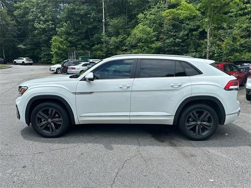 2020 Volkswagen Atlas Cross Sport 3.6L V6 SE w/Technology R-Line