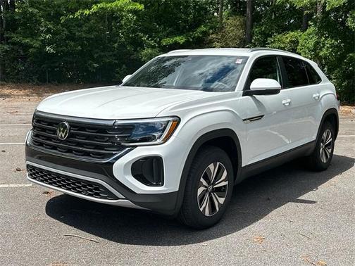2025 Volkswagen Atlas Cross Sport 2.0T SE