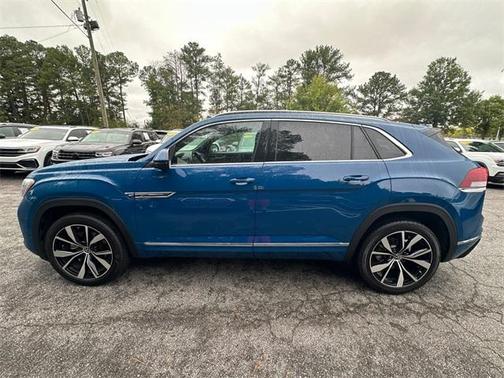 2025 Volkswagen Atlas Cross Sport 2.0T SEL Premium R-Line