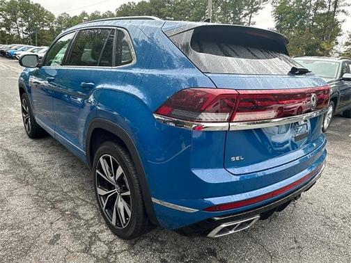 2025 Volkswagen Atlas Cross Sport 2.0T SEL Premium R-Line