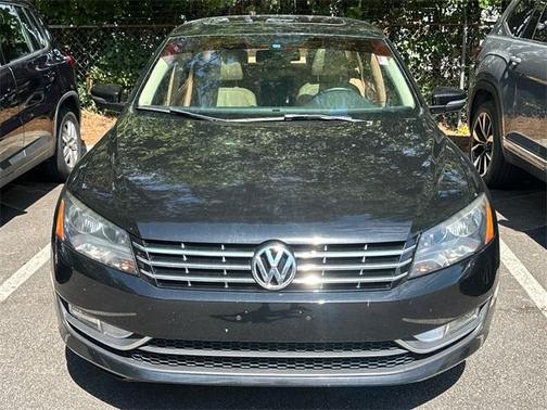 2015 Volkswagen Passat Auto SEL Premium