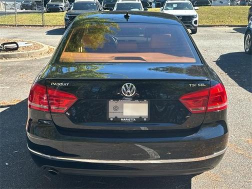 2015 Volkswagen Passat Auto SEL Premium