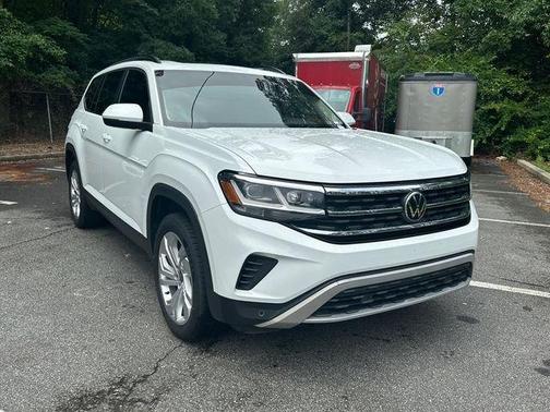Pure White 2021 Volkswagen Atlas 3.6 V6 SE w/ Technology