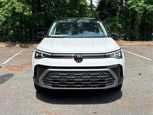 2025 Volkswagen Taos 1.5T SE Black