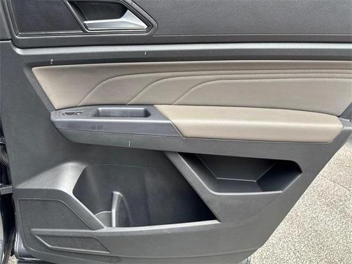 2021 Volkswagen Atlas 3.6 V6 SE w/ Technology