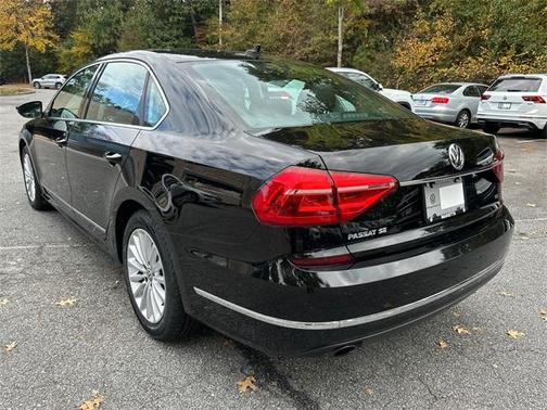 2016 Volkswagen Passat 1.8T SE