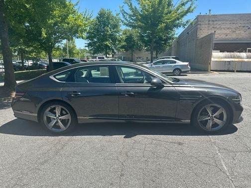 Makalu Gray 2023 Genesis G80 3.5T