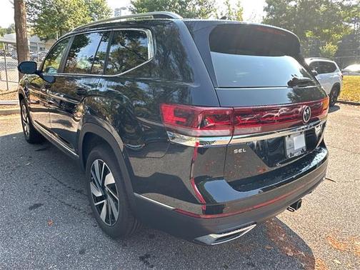 2026 Volkswagen Atlas 2.0T SEL