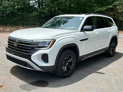 2025 Volkswagen Atlas 2.0T Peak Edition